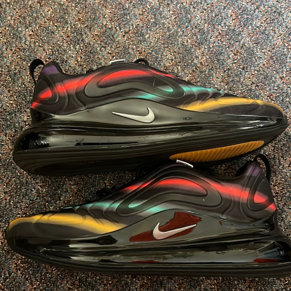 Nike Air Max 270